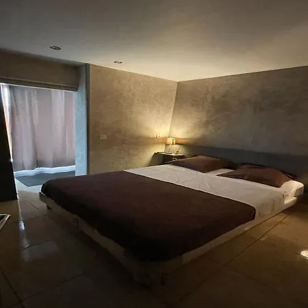 Lpl Paris Hotel Hotel